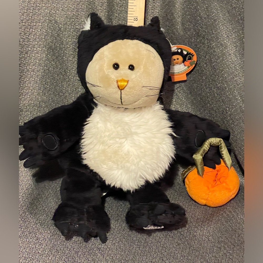 Starbucks 2005 Bearista bear.  Halloween edition 41.